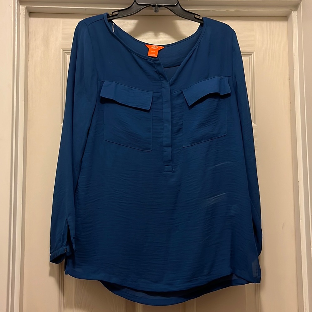 Blue long sleeve blouse